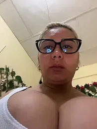 maymercy webcam stripchat model stream image