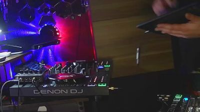 1st_omen webcam model stream image