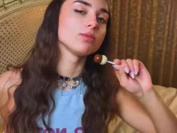 dinacaguimbal webcam model stream image