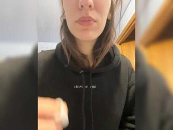 Chikipikin webcam model stream image