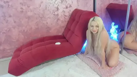 LesyaTouch webcam model stream image