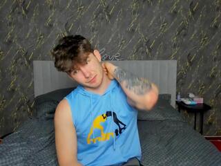 Lucian Vale webcam flirt4free model stream image