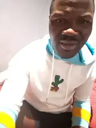 Petrossa webcam model stream image