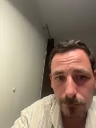 defbond420 webcam model stream image