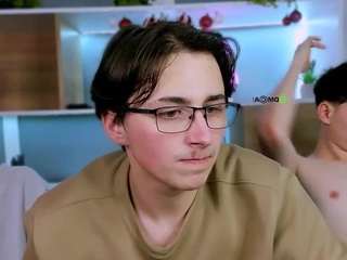 azen-rush webcam model stream image