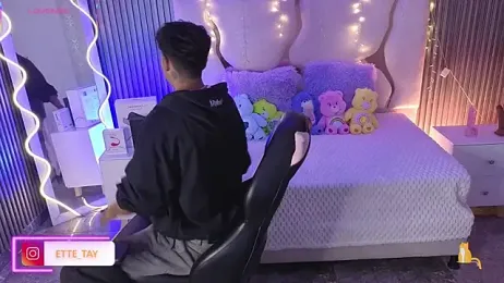 Ette_tay webcam model stream image