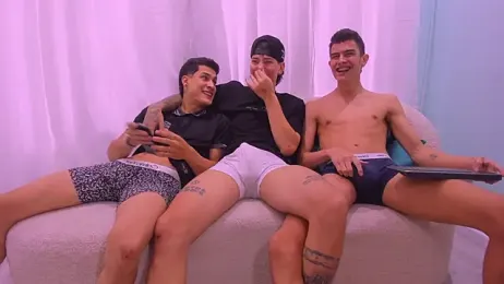 junior_friendss webcam model stream image