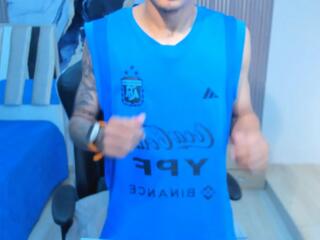 Riccie Pezzutti webcam model stream image