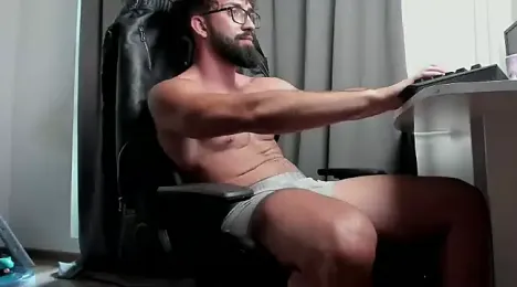 liamaesthetic webcam model stream image