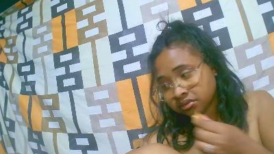 Aurelia00 webcam model stream image