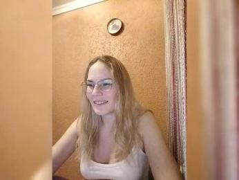 Angelic- webcam model stream image