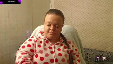 Janiffer_MiMi webcam model stream image