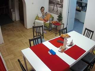 voyeurcam-julmodels-dining webcam camsoda model stream image
