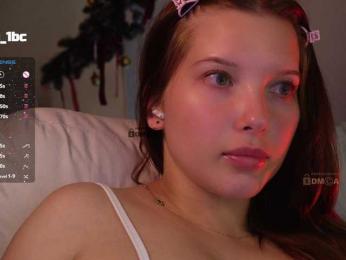 _Q_ webcam model stream image