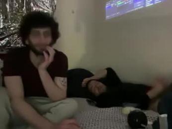 pantslesstraveler_plt webcam model stream image