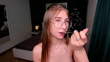 EditaBand webcam model stream image