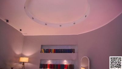 EditHewson webcam model stream image