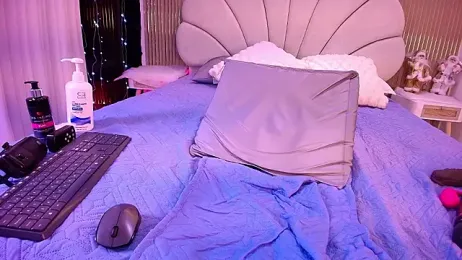 nata_luna webcam model stream image