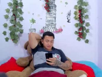 nataliaandjulliam webcam model stream image