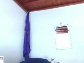 trix_fiore_oficial webcam model stream image