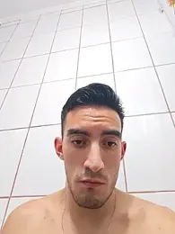 TommyMomentum webcam model stream image