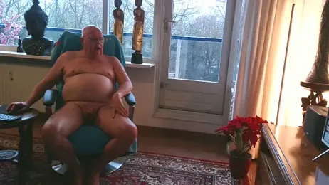 Exhib070 webcam model stream image