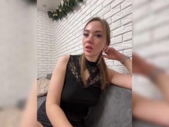 KitFox webcam bongacams model stream image