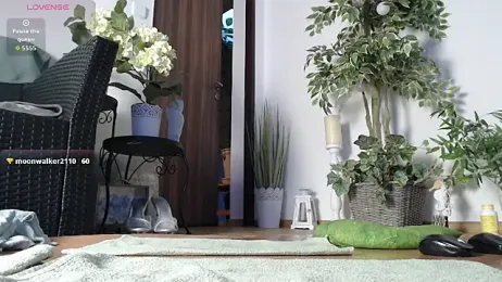 Squirtmania webcam model stream image