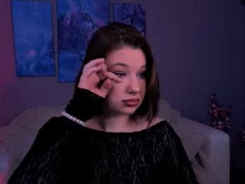 aurora_kiss_ webcam model stream image